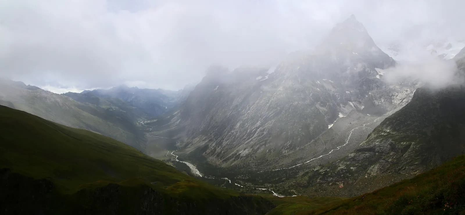 Tour del Monte Bianco — Tappa 4: Rifugio Elena → La Fouly