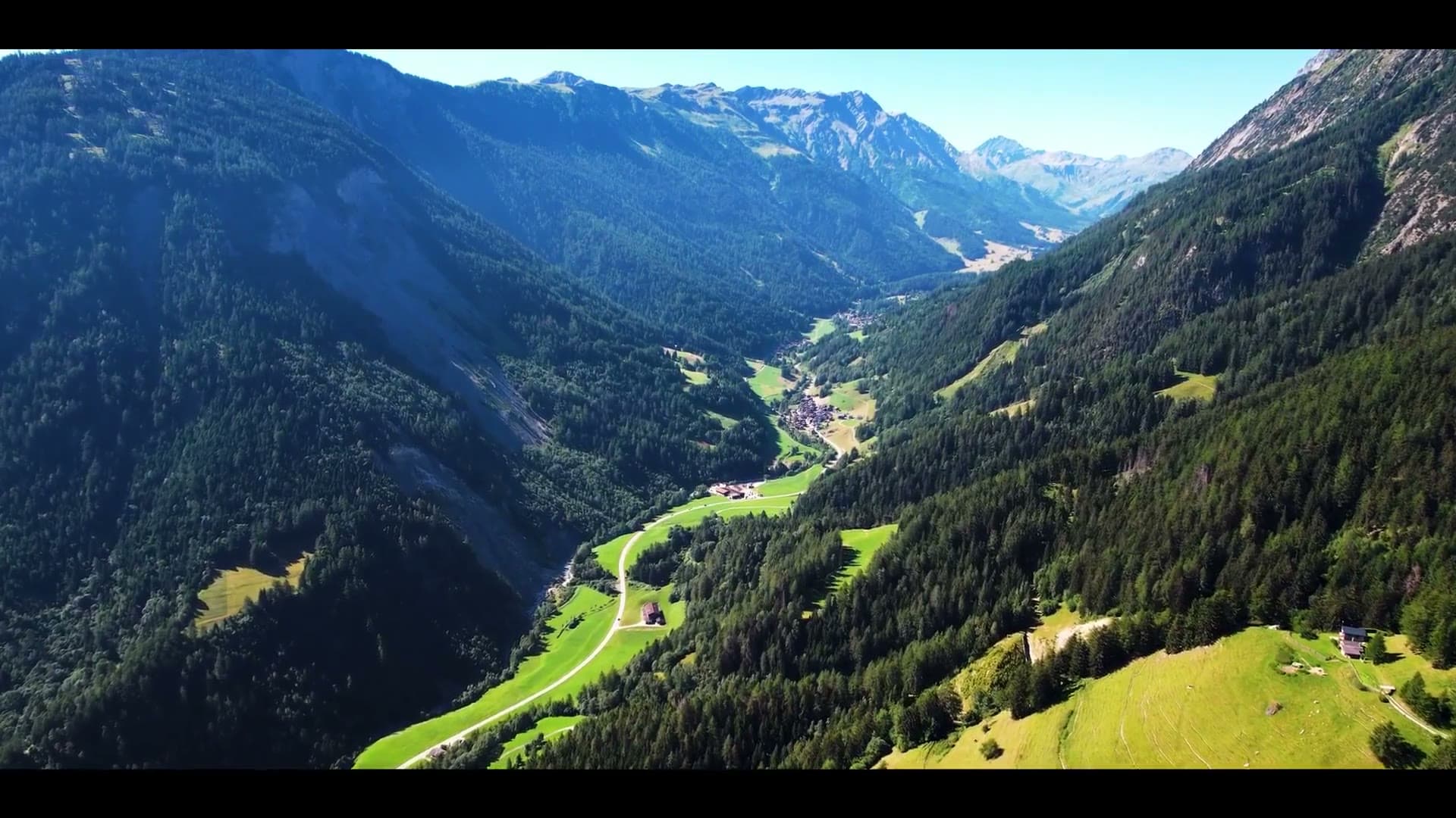 Tour du Mont Blanc — multi-stage trek in 4K